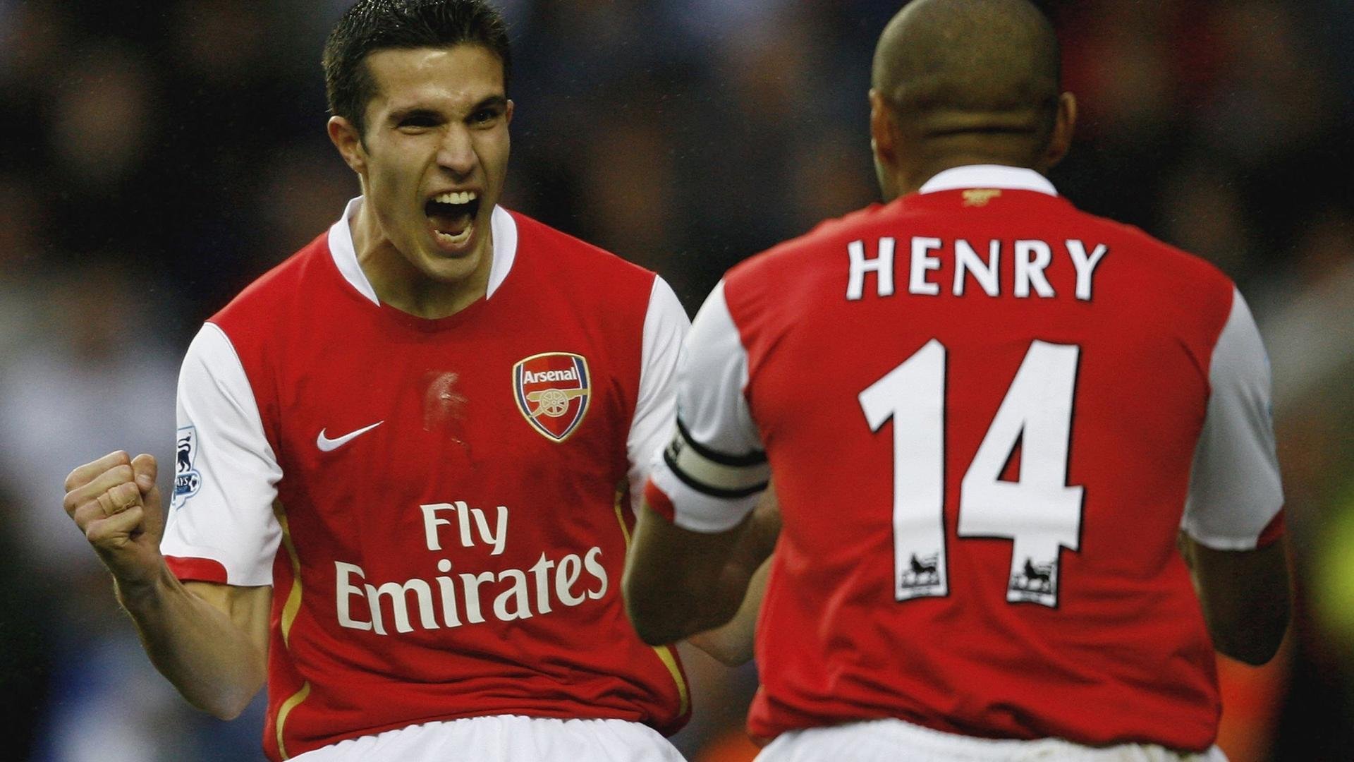 乔治·巴尔：他的防守能力让全黑队的防线更加稳定，攻防转换迅速